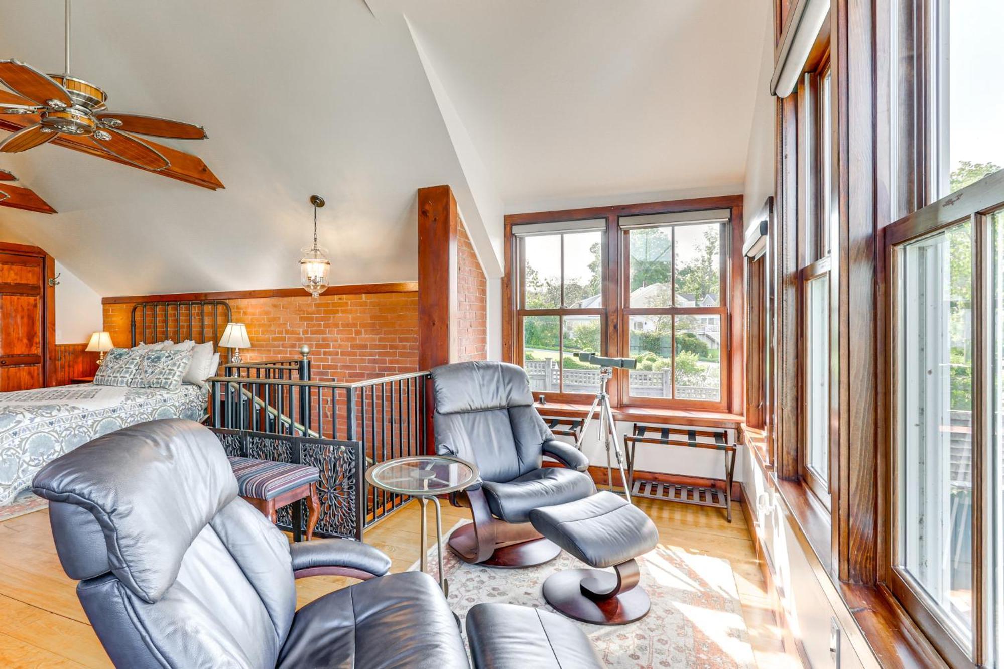 Downtown Essex Apartment - Steps To River! 외부 사진